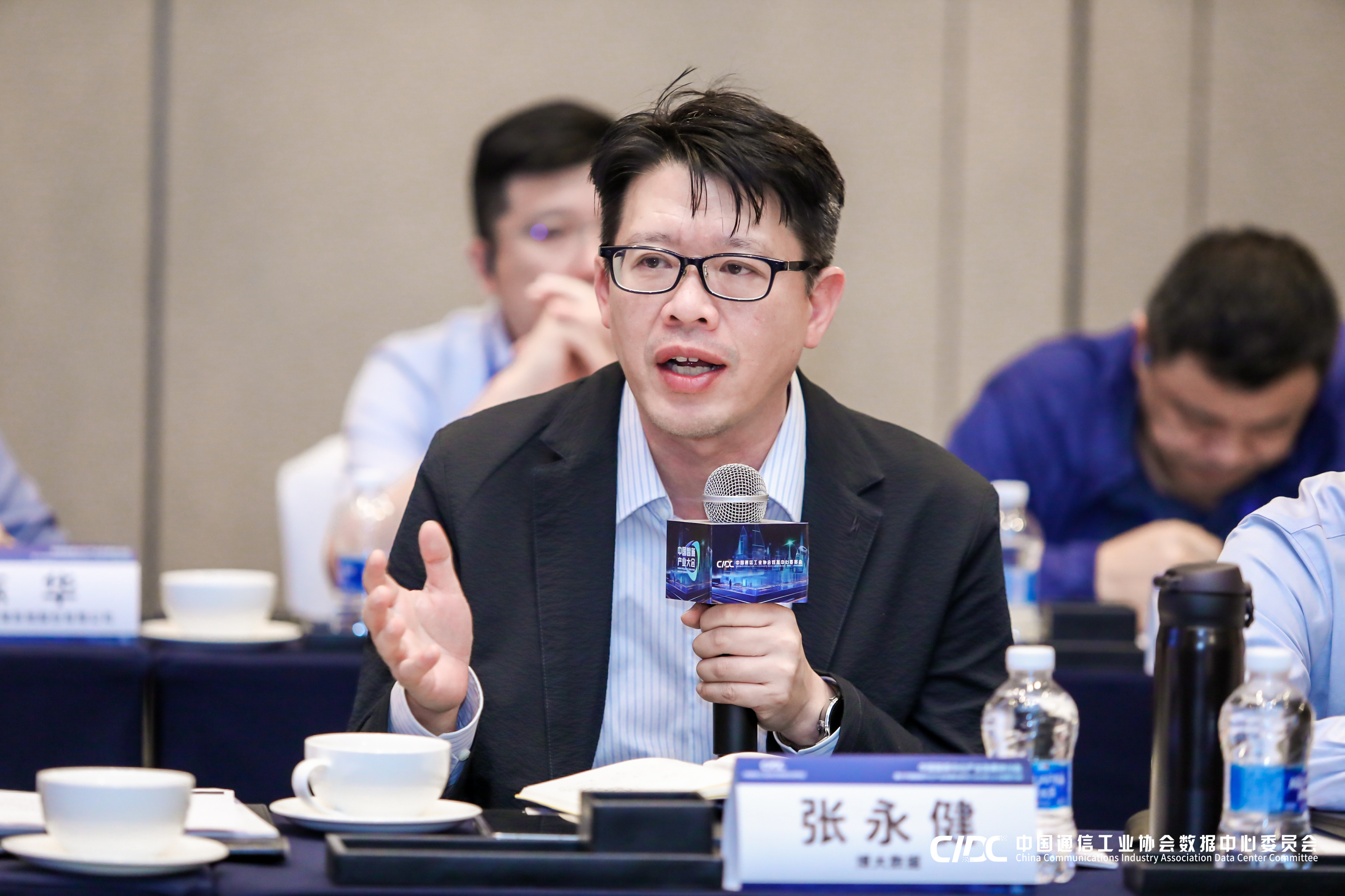 27185503.jpg 27185503.jpg