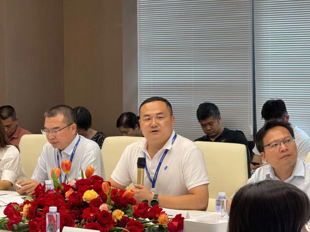 43116976.jpg 43116976.jpg