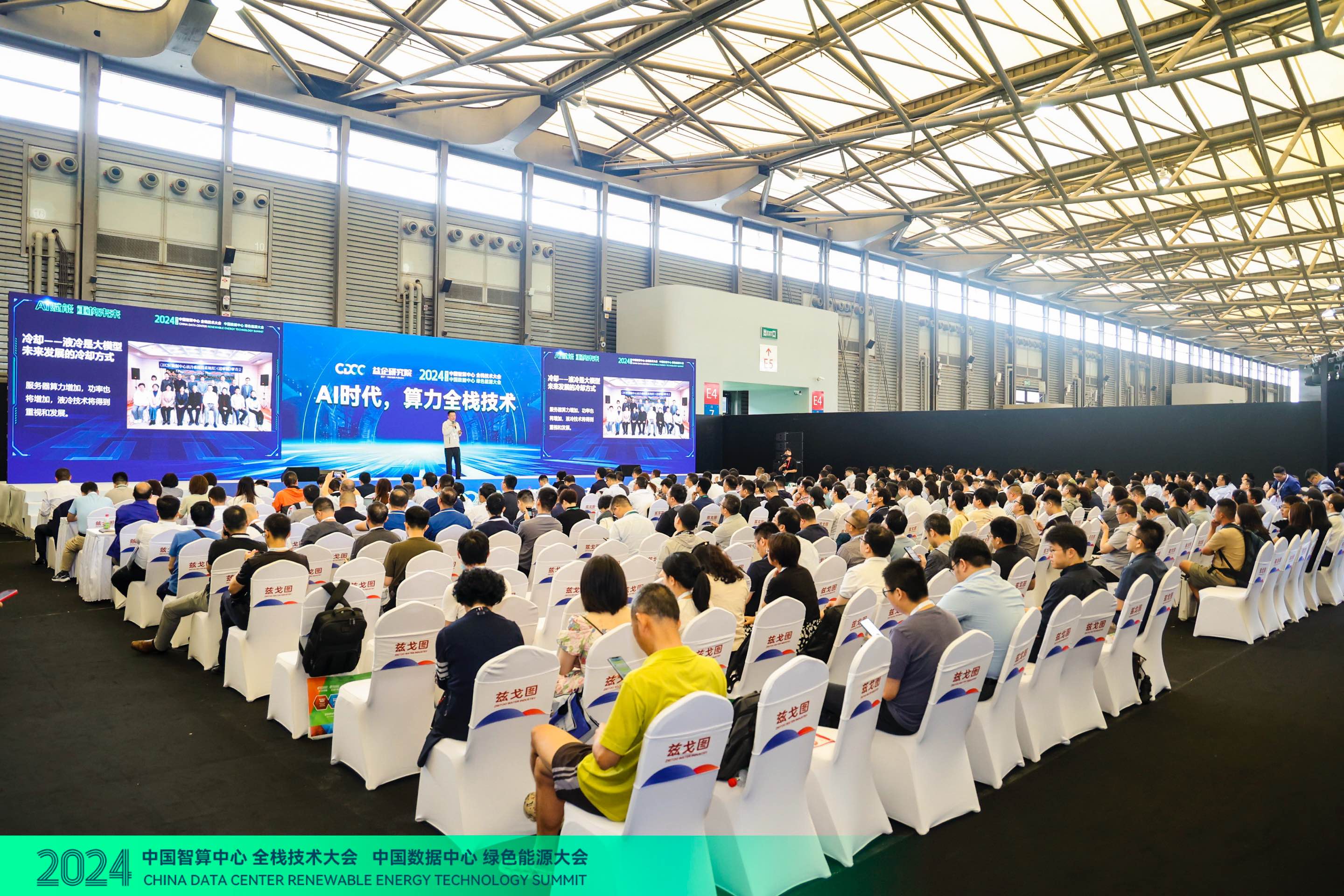 49774132.jpg 49774132.jpg