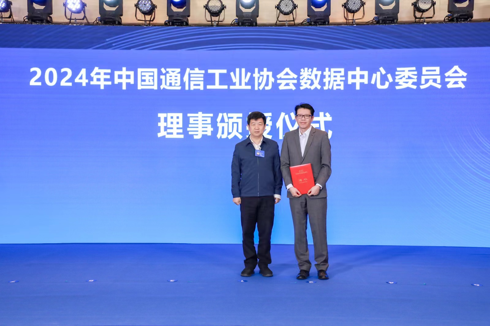 62447496.jpg 62447496.jpg