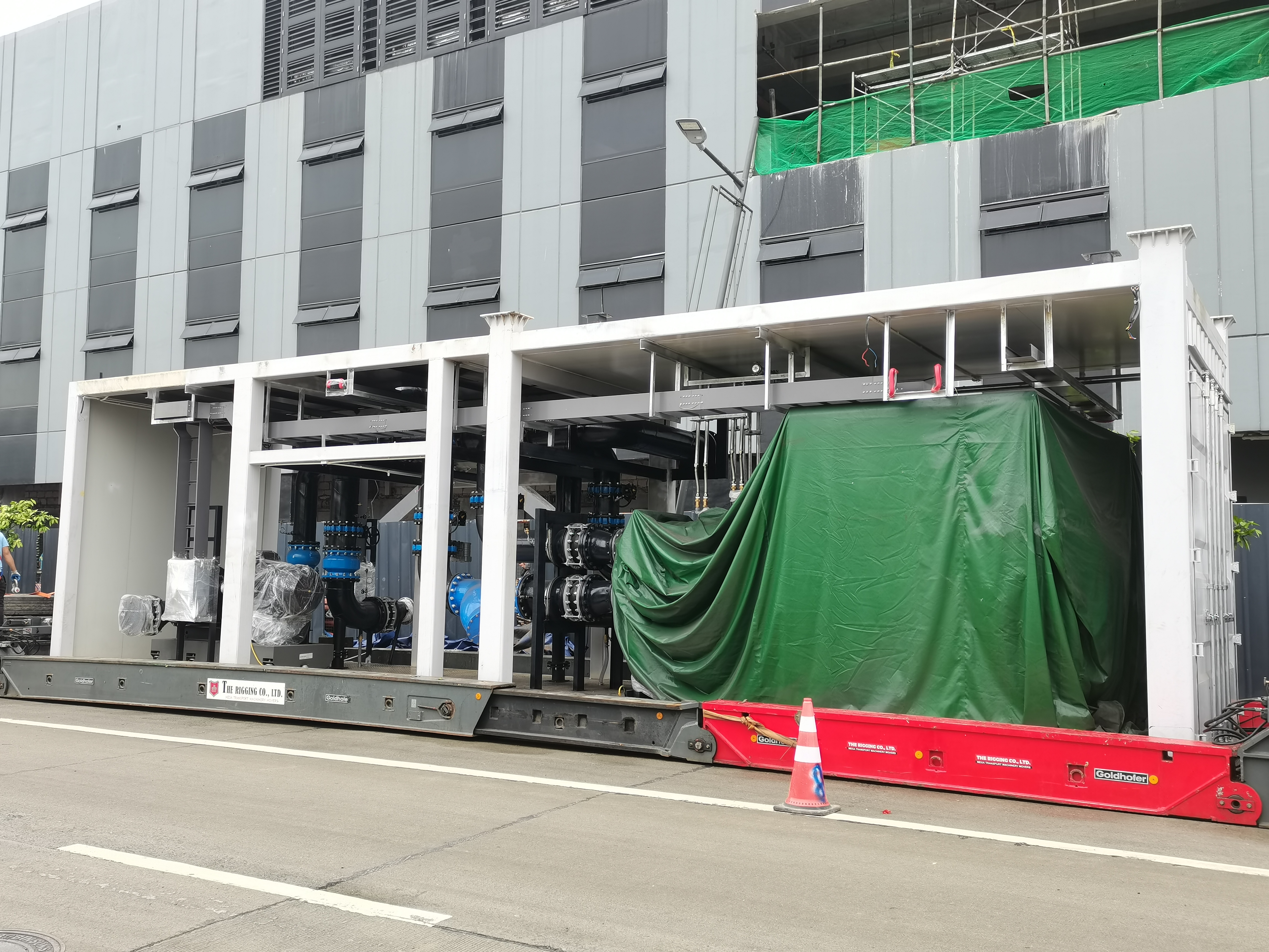 94325905.jpg 94325905.jpg